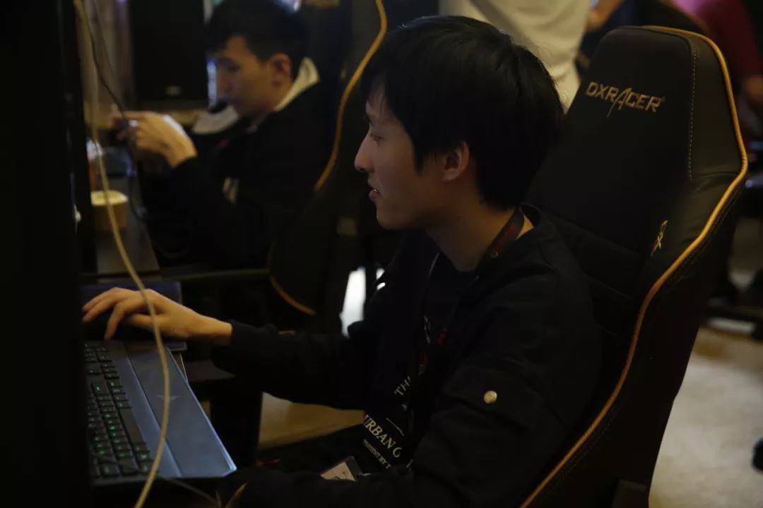 攻击身后 攻击身后